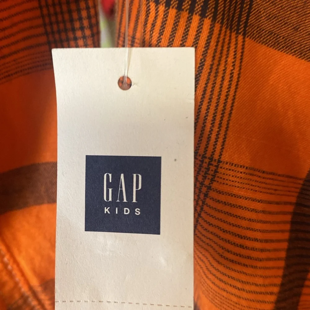 GAP stylish orange